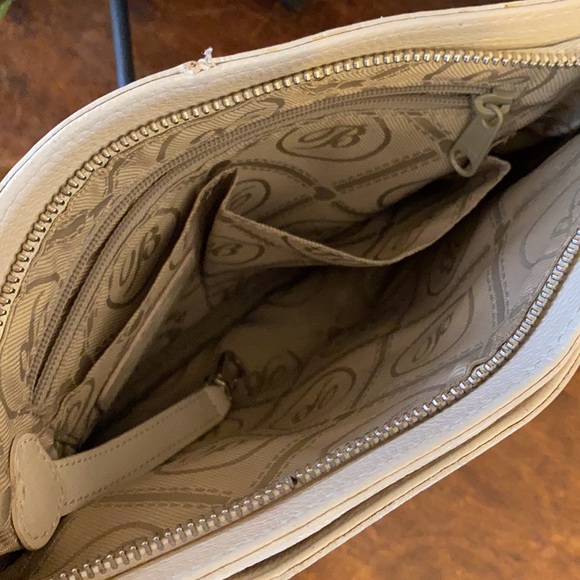 Brighton leather Ferrara crossbody organizer bag - Picture 5 of 12